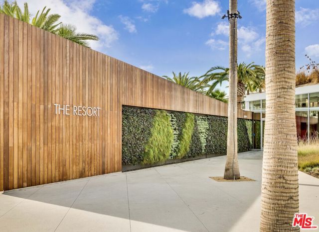 1 Bed Home for Sale in Playa Vista, California