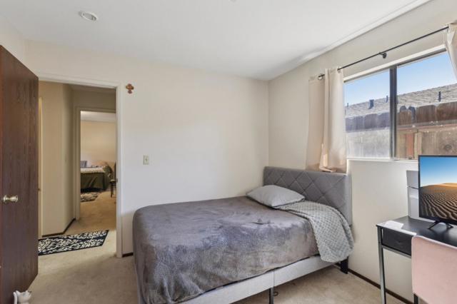 880 Apricot Lane, Hollister CA: https://media.crmls.org/mediaz/517524b4-891c-45f9-ac7d-e0200eaba908.jpg