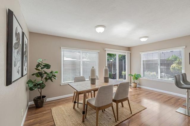 720 Glenburry Way, San Jose CA: https://media.crmls.org/mediaz/51769ea1-1e36-4645-bcd2-973c61a29042.jpg