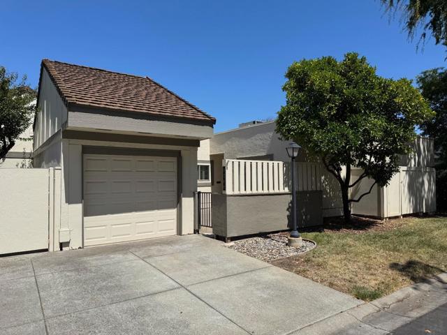 6066 Montgomery, San Jose CA: https://media.crmls.org/mediaz/5176a1a9-04f2-48f6-92d5-df658de4d675.jpg