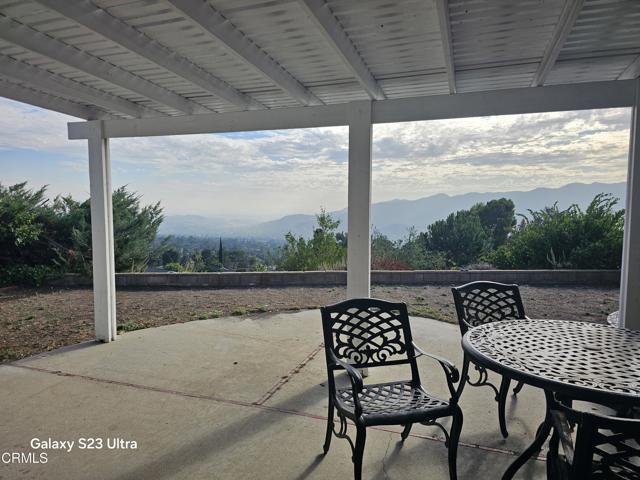 Detail Gallery Image 6 of 36 For 2708 Pinelawn Dr, La Crescenta,  CA 91214 - 4 Beds | 3 Baths