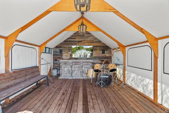 18290 Cochrane Road, Morgan Hill CA: https://media.crmls.org/mediaz/51774c83-1d30-4f5c-b01c-1c68dc57a780.jpg