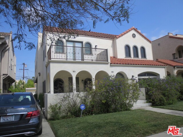 1024 S Cloverdale Ave, Los Angeles, CA 90019