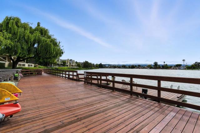 914 Shoreline Drive, San Mateo CA: https://media.crmls.org/mediaz/5177949d-a1bd-4584-b269-82c21eab3129.jpg