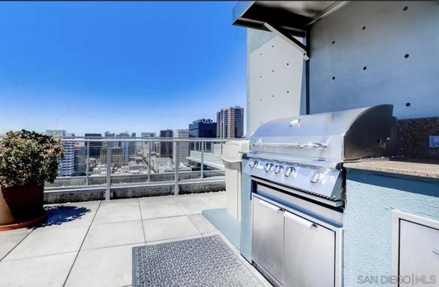 1080 Park Blvd, San Diego CA: https://media.crmls.org/mediaz/51783050-d27f-4d73-bdcf-f2cb354501eb.jpg