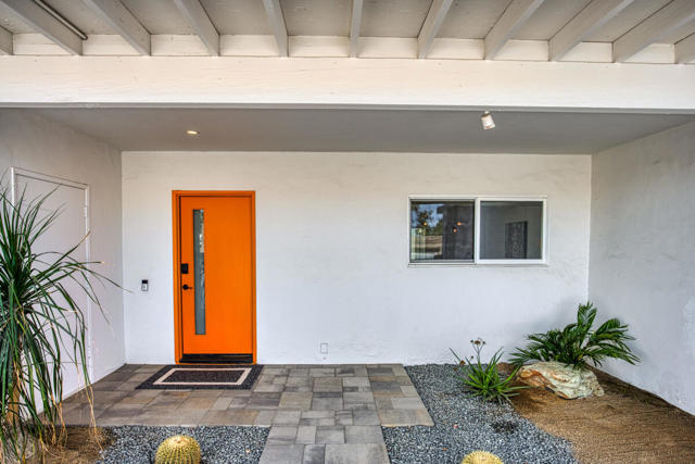 Image 8 of 58 For 75475 Desert Park Drive