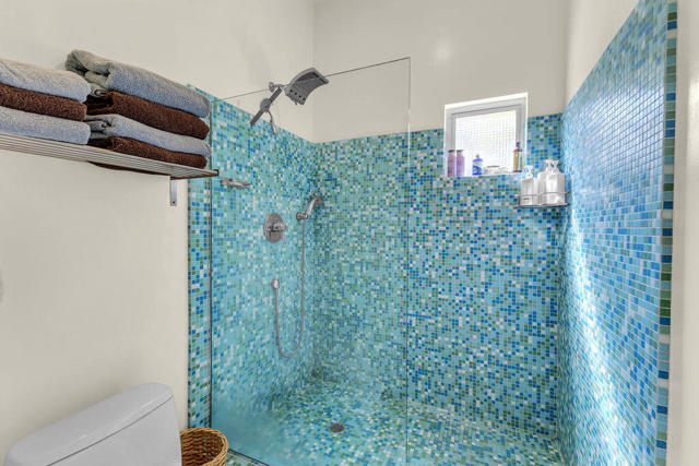 53945 Eisenhower Drive, La Quinta CA: https://media.crmls.org/mediaz/5178a221-3e51-43a0-85d6-5facbaf61acf.jpg