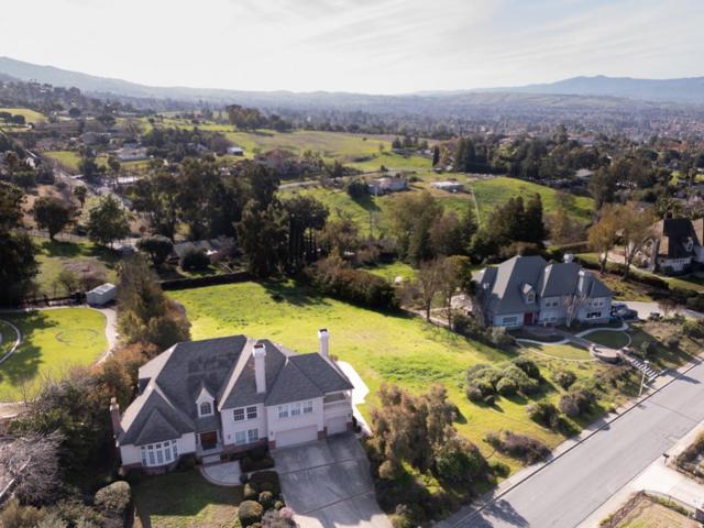 3650 Valley Ridge Lane, San Jose CA: https://media.crmls.org/mediaz/5179c683-a58f-4192-bd51-f9f349f07ebb.jpg