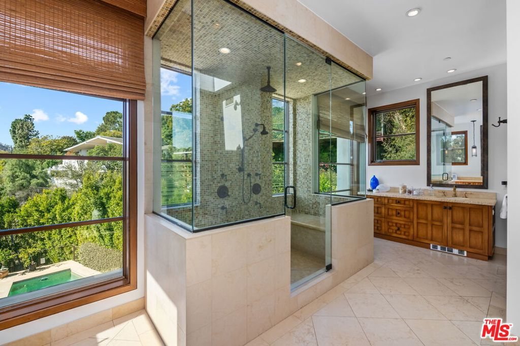 MLS #25625543 image #20