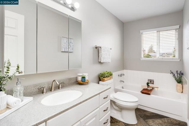 Image 16 of 41 For 3916 Saint Michael Ct