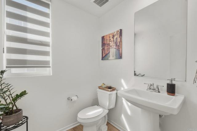 Detail Gallery Image 20 of 57 For 5261 Beachfront Cove St #174,  San Diego,  CA 92154 - 4 Beds | 3/1 Baths