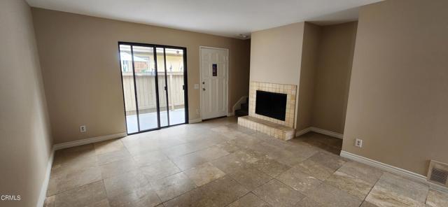 Detail Gallery Image 9 of 19 For 551 S E St, Oxnard,  CA 93030 - 2 Beds | 1/1 Baths