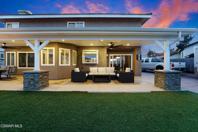 610 Nicole Drive, Newbury Park CA: https://media.crmls.org/mediaz/517cb15e-6fd6-4cb2-add2-13f6ae8194ae.jpg