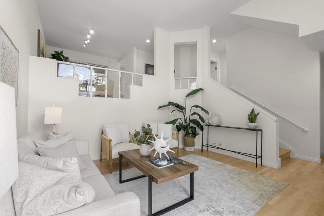 873 Boardwalk Place,  CA: https://media.crmls.org/mediaz/517e9334-9634-467a-9df7-a818703fe498.jpg