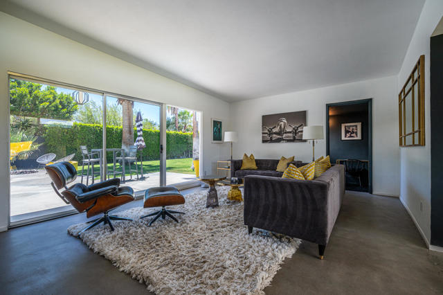 3623 E Avenida Fey Norte, Palm Springs CA: https://media.crmls.org/mediaz/517ebb9d-cdc6-40ee-8d89-f643bdacff6b.jpg