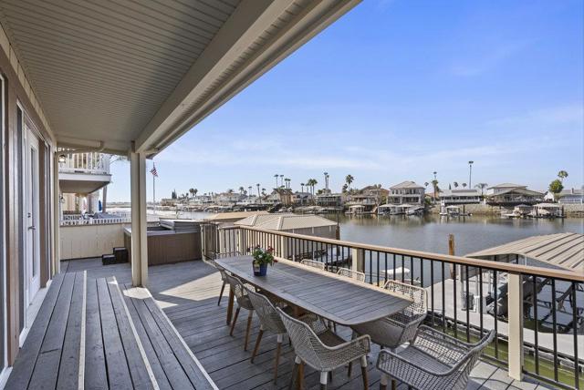 5067 Cabrillo, Discovery Bay CA: https://media.crmls.org/mediaz/517f36c0-b734-4c4d-89da-044adc56b213.jpg