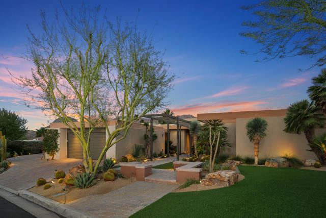 73481 Mariposa Drive, Palm Desert CA: https://media.crmls.org/mediaz/51809b3c-6458-4b0d-9c86-8f7343b702ae.jpg