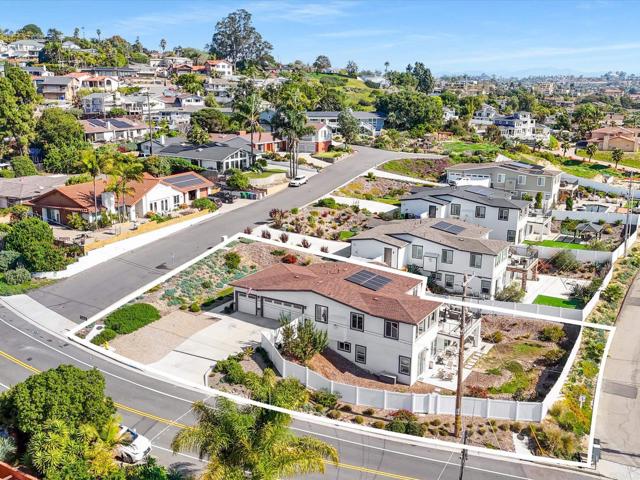 Detail Gallery Image 31 of 42 For 1858 Avocado Rd, Oceanside,  CA 92054 - 5 Beds | 3/1 Baths