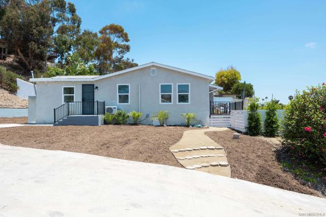 2250 Oceanside Blvd, Oceanside, California 92054, 3 Bedrooms Bedrooms, ,2 BathroomsBathrooms,Single Family Residence,For Sale,Oceanside Blvd,240014373SD