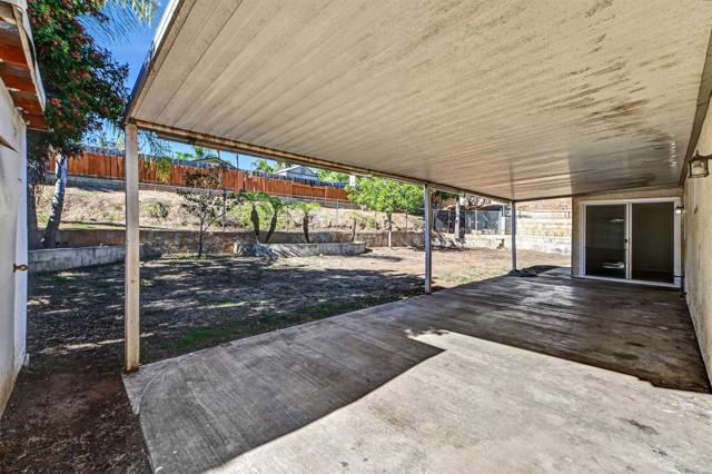 Detail Gallery Image 23 of 28 For 735 S Upas St, Escondido,  CA 92025 - 4 Beds | 2 Baths