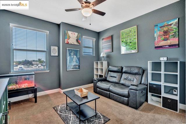 4670 Fuschia Way, Oakley CA: https://media.crmls.org/mediaz/51841e9d-c8ad-455d-890a-301dbc2b1a1f.jpg