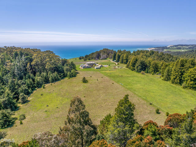 28651 S Highway 1, Point Arena CA: https://media.crmls.org/mediaz/51845c4d-8fe6-42f7-896a-7b627695e519.jpg