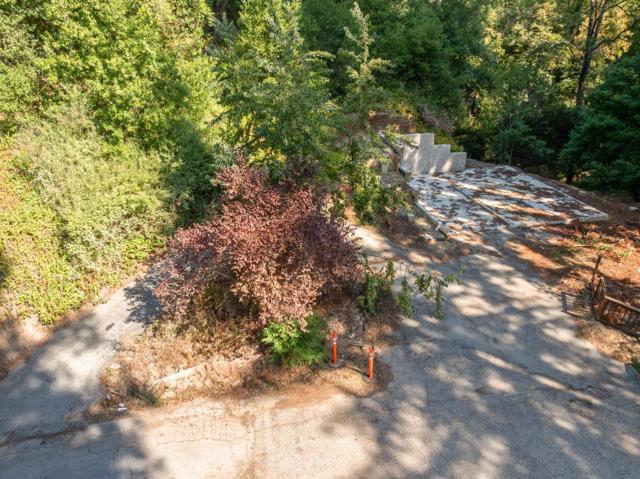 15840 Old County Highway, Boulder Creek CA: https://media.crmls.org/mediaz/5184925e-68af-48ec-bfc0-138a5309654c.jpg