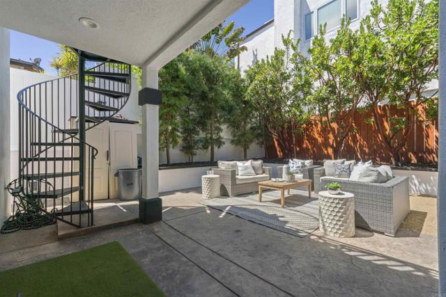 Detail Gallery Image 52 of 57 For 936 Armada, San Diego,  CA 92106 - 4 Beds | 3 Baths