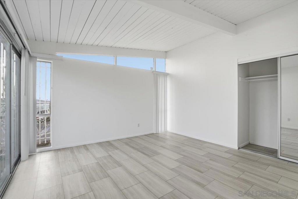 MLS #250043105SD image #25