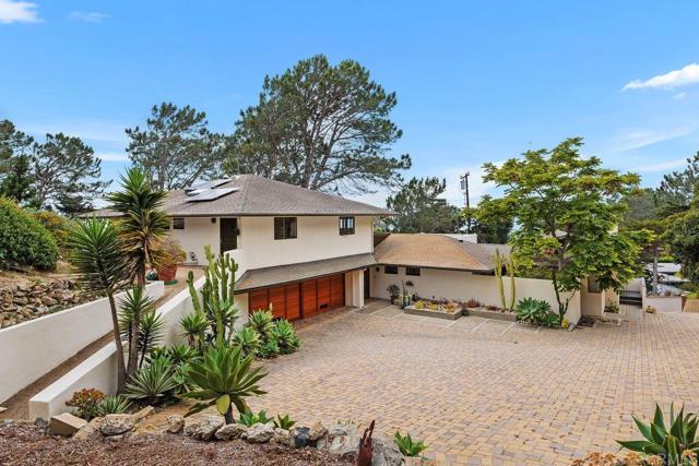 Detail Gallery Image 36 of 60 For 1859 Zapo St, Del Mar,  CA 92014 - 5 Beds | 4/1 Baths