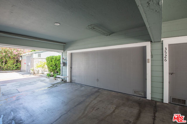 3516 Via Dolce, Marina del Rey CA: https://media.crmls.org/mediaz/518698ea-3b03-4884-a428-4412f1de6906.jpg