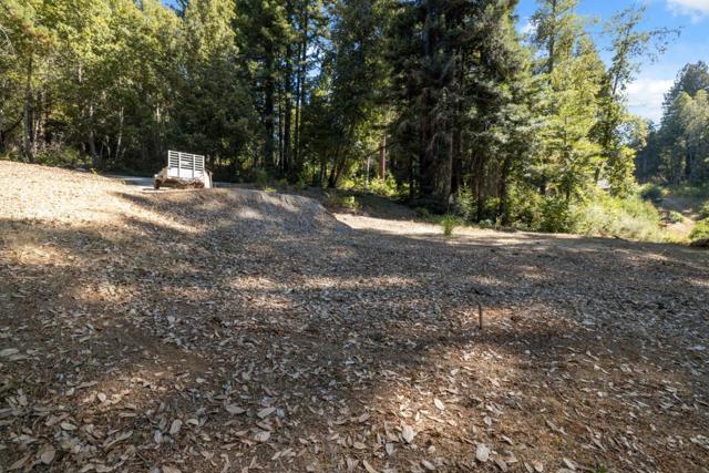 185 Sweetwater Lane, Ben Lomond CA: https://media.crmls.org/mediaz/5186a15c-a527-4ed3-ae27-7bbe5d3e9866.jpg