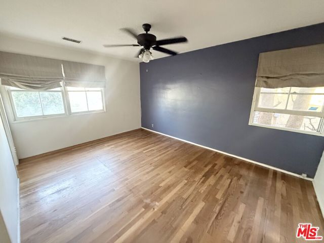 2952 Midvale Avenue, Los Angeles CA: https://media.crmls.org/mediaz/5186af53-c2df-4fc5-85e4-4cd7970481d4.jpg