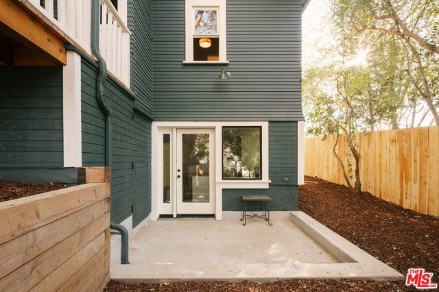 1557 Curran Street photo 45