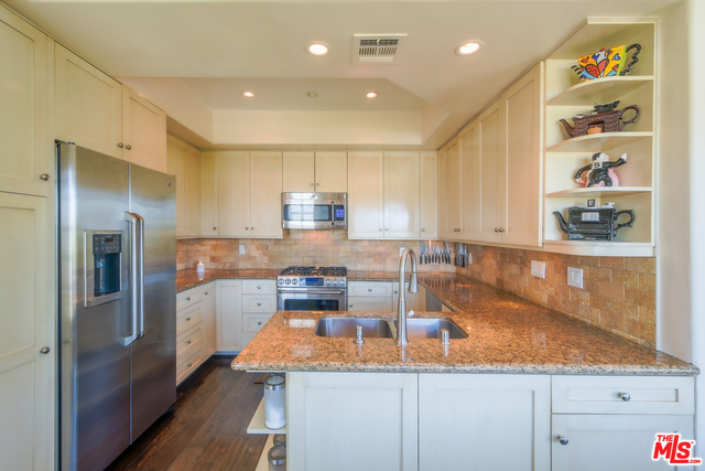 14290 Dickens Street, 301 photo 7