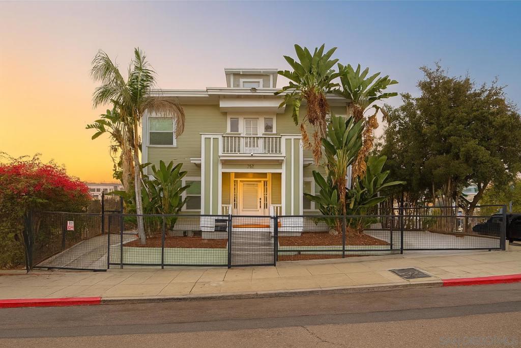 MLS #250030466SD img 1