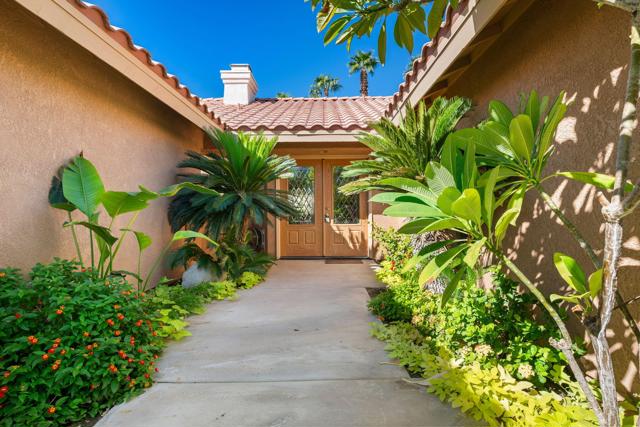 39041 Palace Drive, Palm Desert, CA 92211