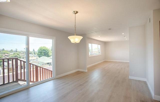Image 5 of 28 For 2261 48th Ave