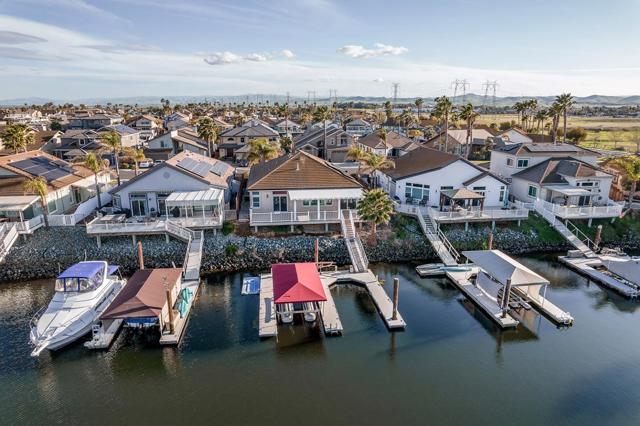 4101 Beacon Place, Discovery Bay CA: https://media.crmls.org/mediaz/51892cdf-3795-41da-9439-bcd57063d903.jpg