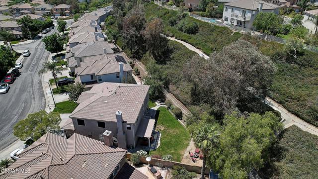 28097 Promontory Lane, Valencia CA: https://media.crmls.org/mediaz/518a0476-7571-4cd2-9884-e7b927d1f8df.jpg
