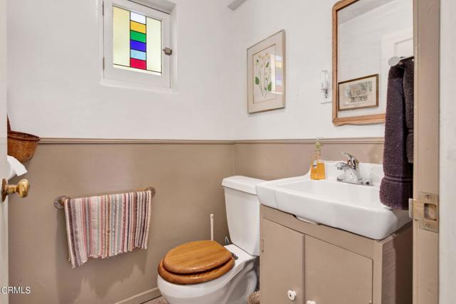 Detail Gallery Image 25 of 35 For 2228 New York Dr, Altadena,  CA 91001 - 3 Beds | 1/1 Baths