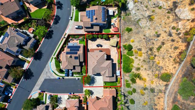 307 Calle De Portola, San Marcos CA: https://media.crmls.org/mediaz/518b391f-2fa2-456c-b924-e279aac6cf8c.jpg