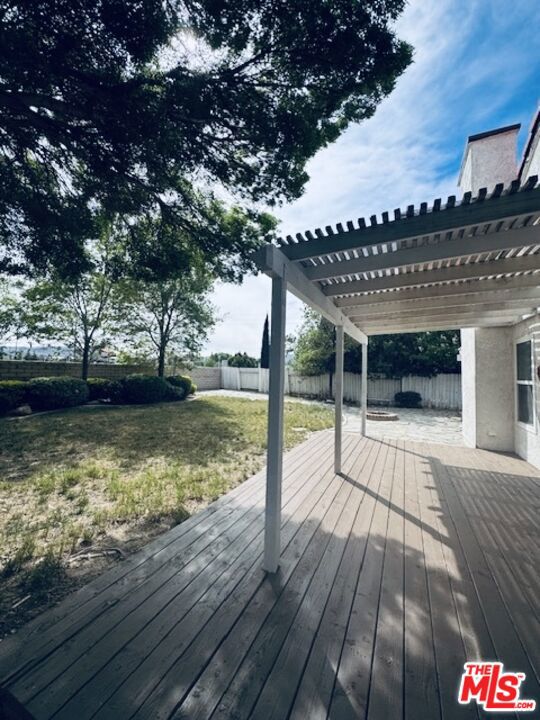 4026 Kona Court, Palmdale CA: https://media.crmls.org/mediaz/518b84e0-4c12-480f-859f-923ca3f56297.jpg