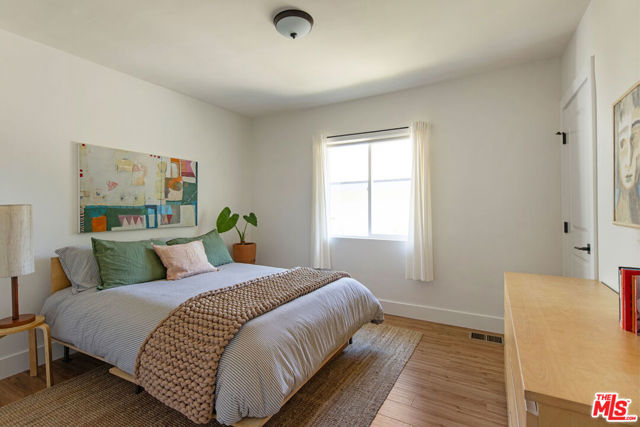 3921 Wawona Street, Los Angeles CA: https://media.crmls.org/mediaz/518c0e08-b717-4b2f-b5af-b633ed4fd46d.jpg