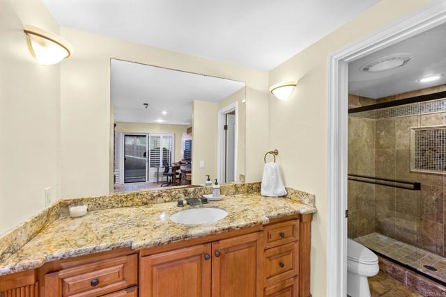 515 S Sierra Avenue, Solana Beach CA: https://media.crmls.org/mediaz/518c8bcf-7b74-4fdb-9435-4cdd959fd9a9.jpg
