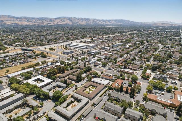 1246 Coyote Creek Place, San Jose CA: https://media.crmls.org/mediaz/518ea1f2-e5fa-46ed-8c19-2d7ac05b237e.jpg
