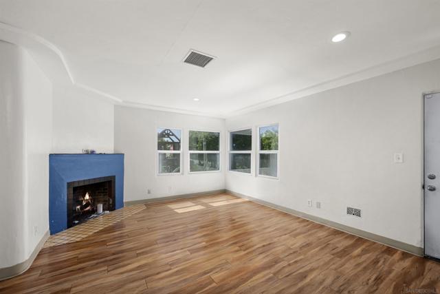 3283 Meade Avenue, San Diego CA: https://media.crmls.org/mediaz/518ed91a-e177-438b-b727-341d7c9b21e0.jpg