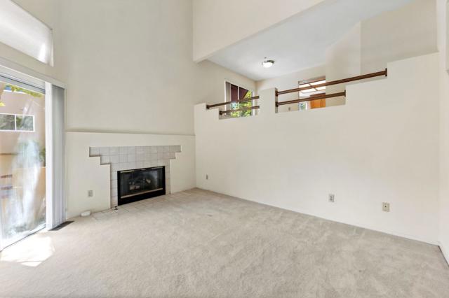 210 Commons Lane, Foster City CA: https://media.crmls.org/mediaz/518fde48-3886-476e-973f-f1c4843c9779.jpg