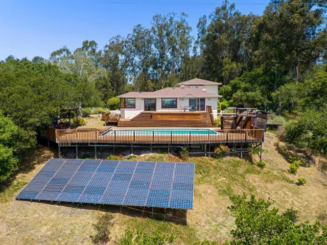 739 Snyder Avenue, Aromas CA: https://media.crmls.org/mediaz/519046bf-7e51-4c68-9974-168d391637a2.jpg