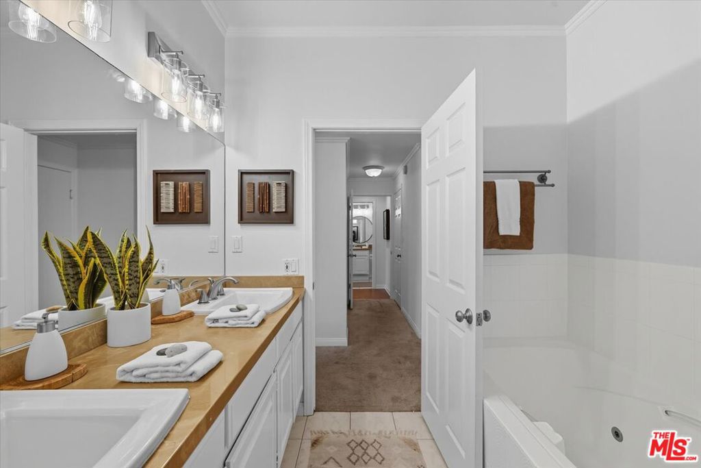 MLS #25625559 image #26